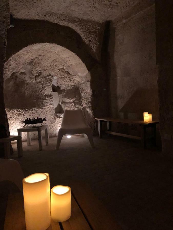 Gli Ipogei Nel Cuore Di Materaヴィラ エクステリア 写真